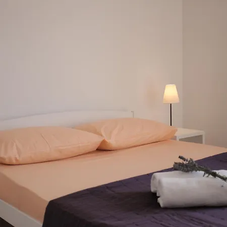 Apartment Dada I Dida Milna (Brac)
