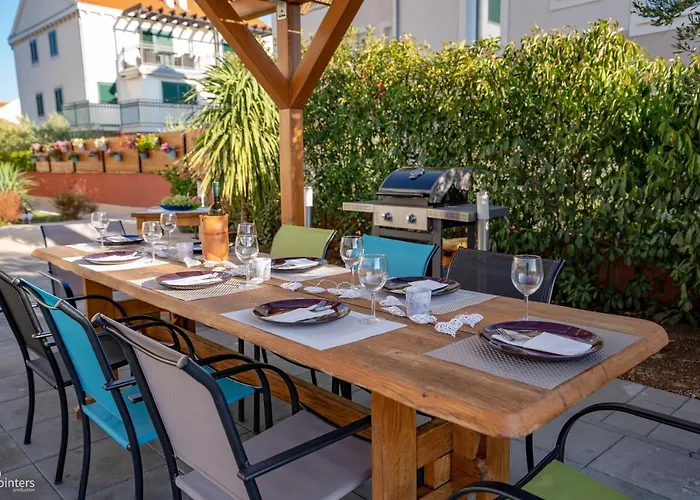 Dada I Dida * Milna (Brac)