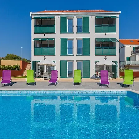 Dada I Dida Milna (Brac)